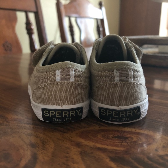 Infant Sperry shoes - Picture 2 of 5